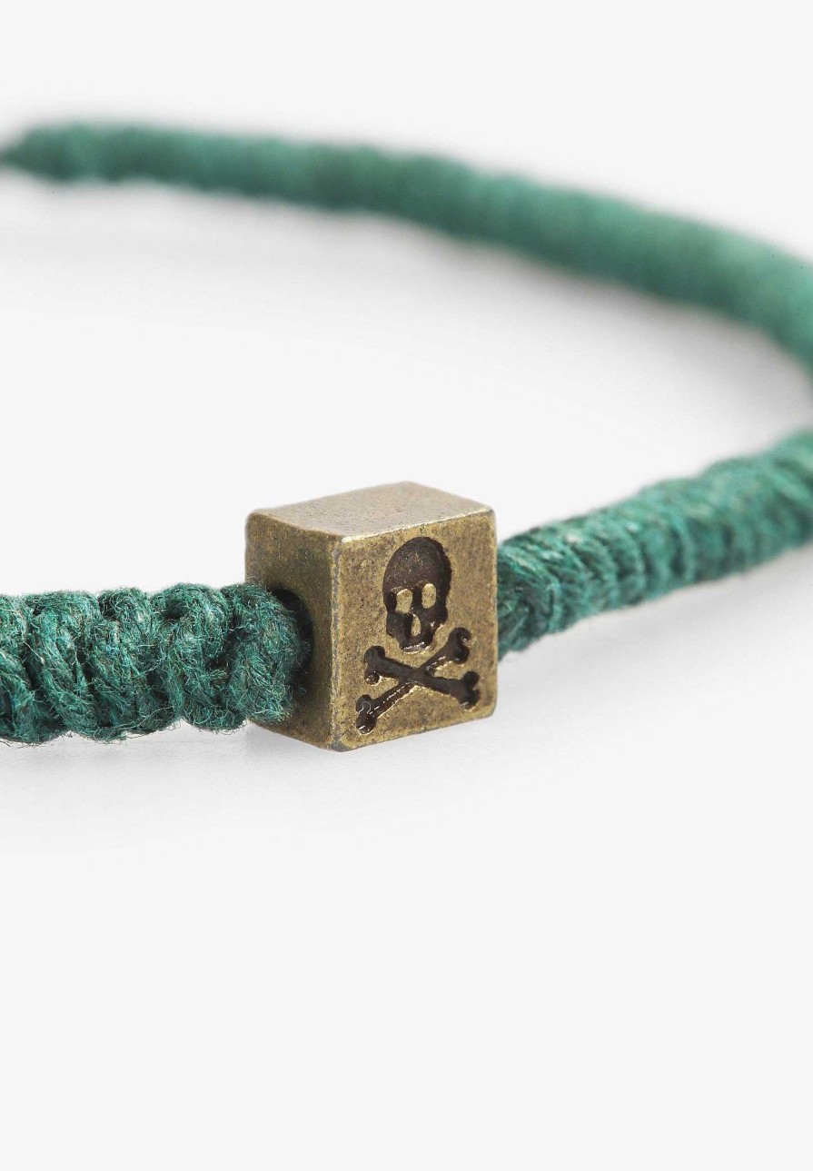 Scalpers Engraved Skull Knots Bracelet | Bracelets