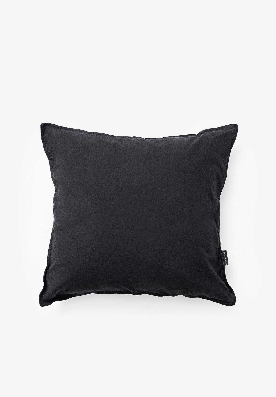 Scalpers Plain Cushion | Cushions