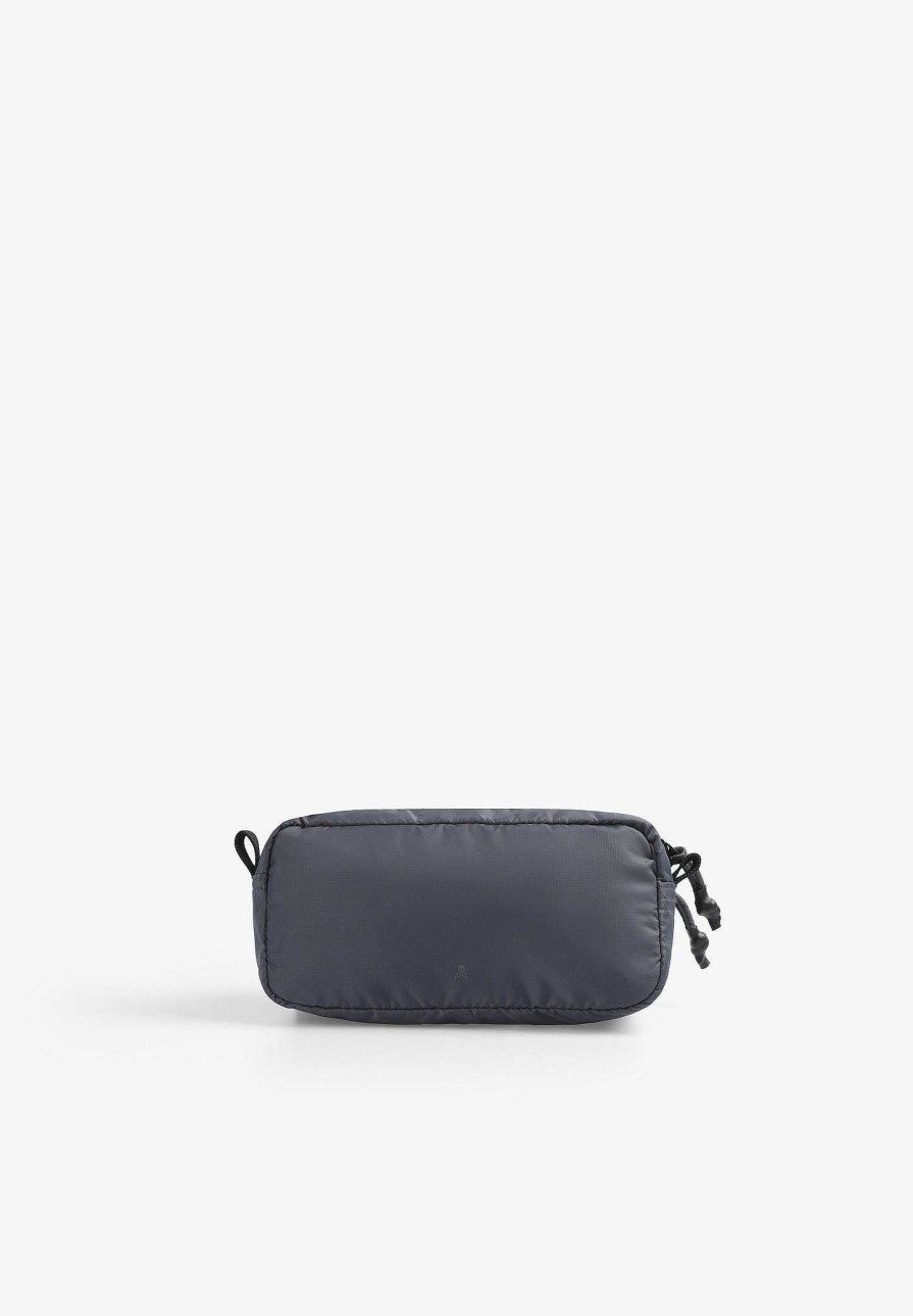 Scalpers Toiletry Bag With Exterior Pockets | Backpacks And Toiletry Bags