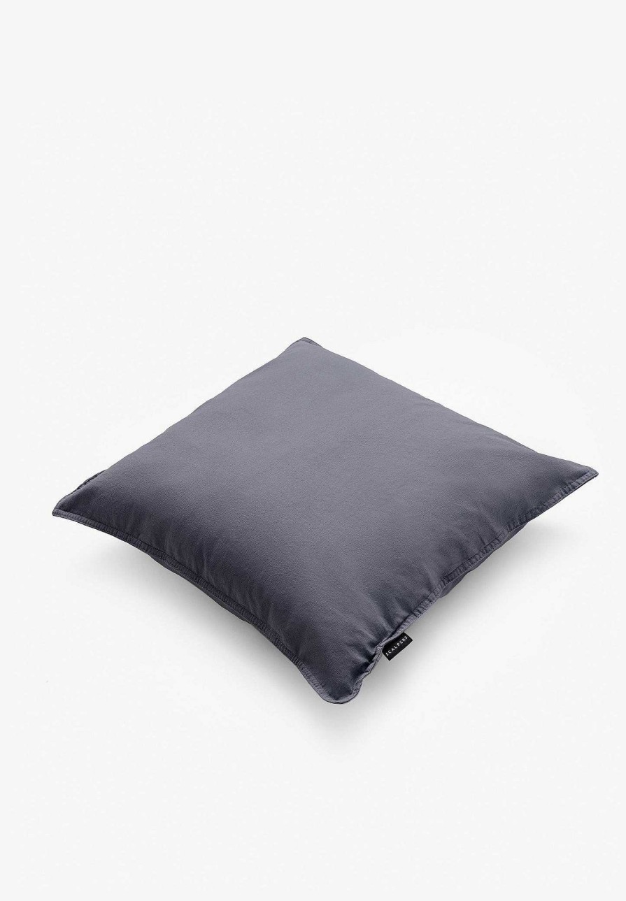 Scalpers Plain Cushion | Cushions